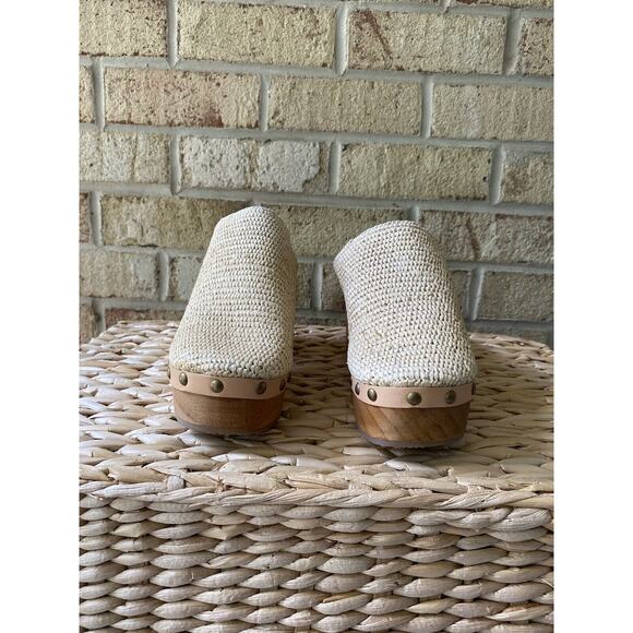 Free People Woven Cream and Tan Clogs - Picture 4 of 10